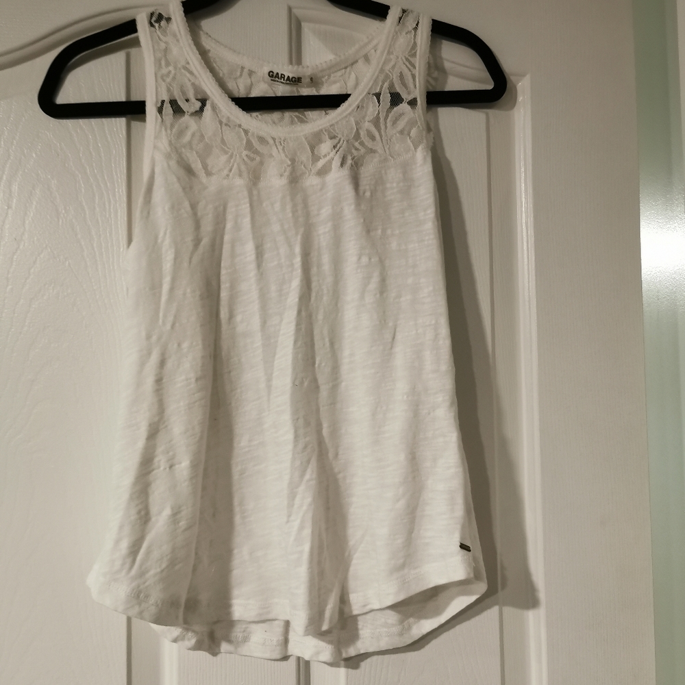 White tank